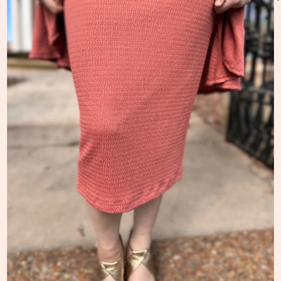 Rust Orange Long Sleeve Dress - Picture 4 of 5